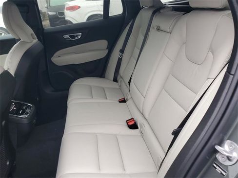New 2026 Volvo V60 B5 Cross Country Ultra w/ Protection Package Premier image 29