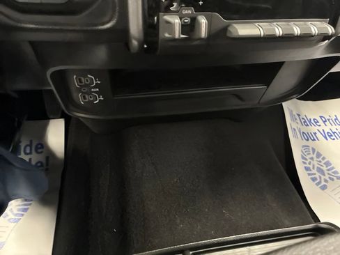Certified 2025 RAM 2500 Big Horn AWD/4WD image 55