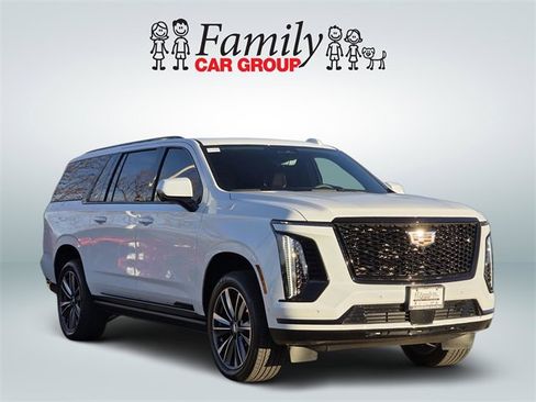 Used 2026 Cadillac Escalade ESV Sport w/ Touring Package image 2