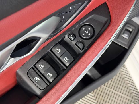 Certified 2025 BMW 330i Sedan image 20