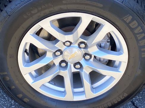Used 2024 Chevrolet Tahoe LT AWD/4WD image 29