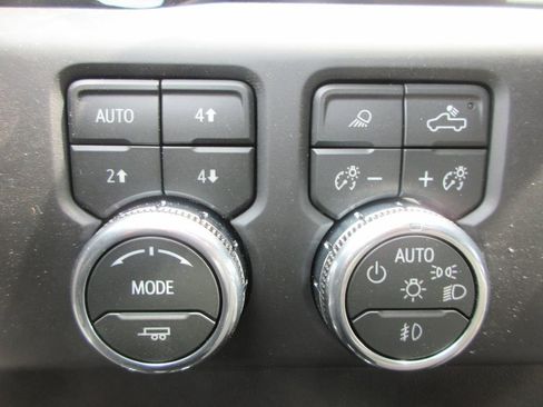 New 2026 GMC Sierra 1500 AT4 AWD/4WD image 16