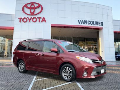 Certified 2019 Toyota Sienna XLE