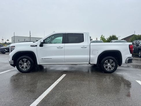 Used 2025 GMC Sierra 1500 SLT AWD/4WD image 3