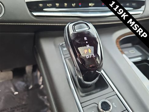 Used 2024 Cadillac Escalade ESV Sport Platinum image 21