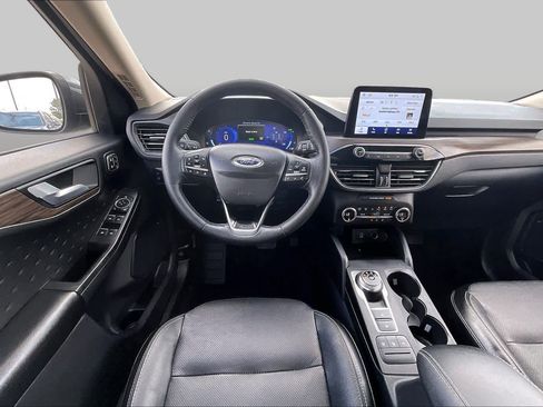 Used 2020 Ford Escape Titanium FWD image 6