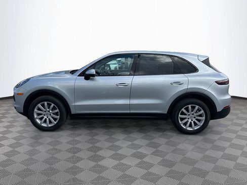 Used 2019 Porsche Cayenne Base image 9