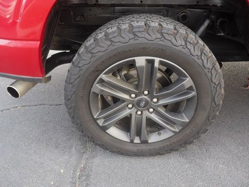 Used 2022 Ford F150 XLT w/ Equipment Group 302A High image 24