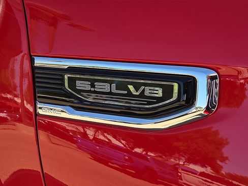 New 2026 GMC Sierra 1500 SLE w/ X31 Off-Road Package AWD/4WD image 7