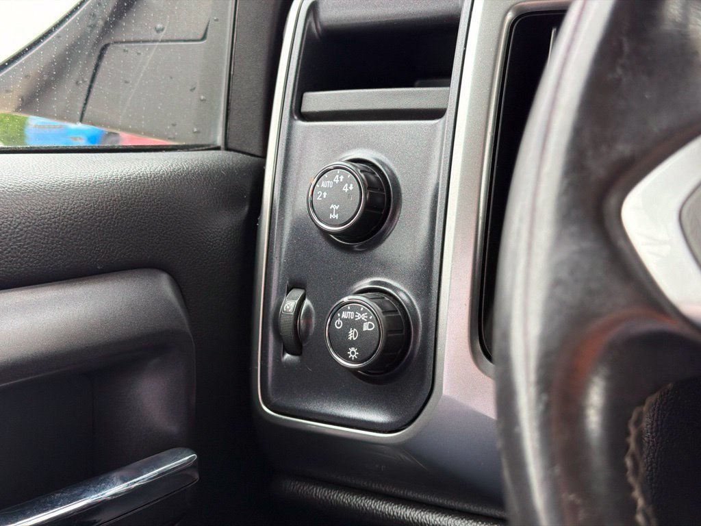 Used 2016 Chevrolet Silverado 1500 LT w/ All Star Edition AWD/4WD image 26