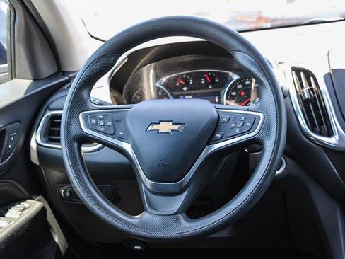 Used 2023 Chevrolet Equinox LT image 16