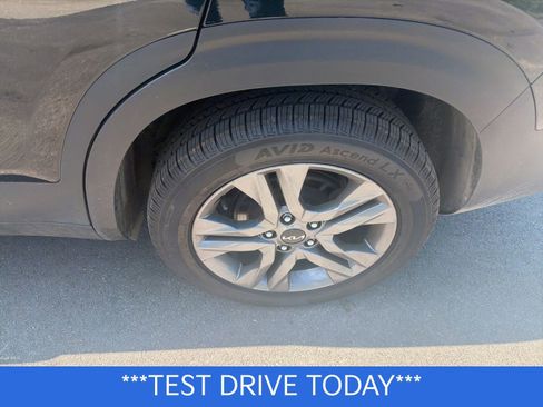Certified 2023 Kia Seltos S w/ Navigation Package AWD/4WD image 10