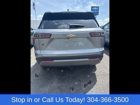 Used 2026 Chevrolet Equinox LT AWD/4WD image 9