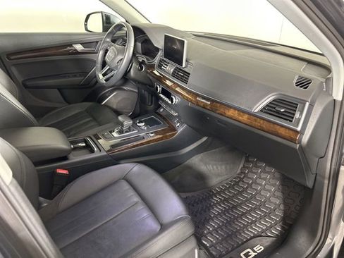 Used 2018 Audi Q5 2.0T Premium Plus w/ Premium Plus Package image 10