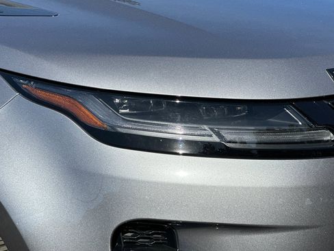 Used 2024 Land Rover Range Rover Evoque Dynamic SE image 12