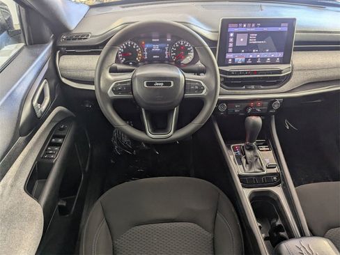 Certified 2023 Jeep Compass Sport image 13