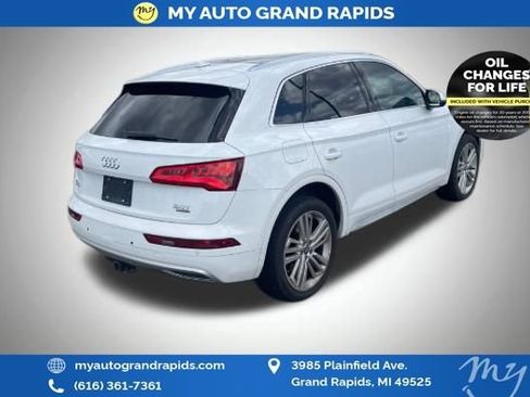 Used 2018 Audi Q5 2.0T Premium Plus w/ Premium Plus Package image 4