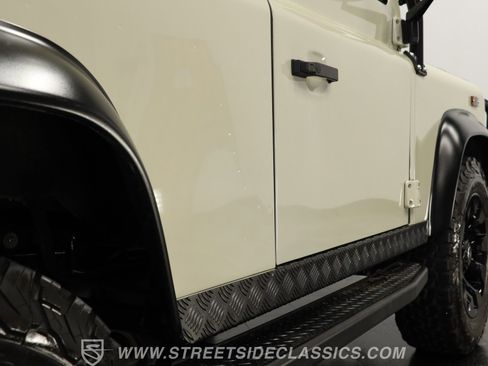 Used 1994 Land Rover Defender 90 AWD/4WD image 27