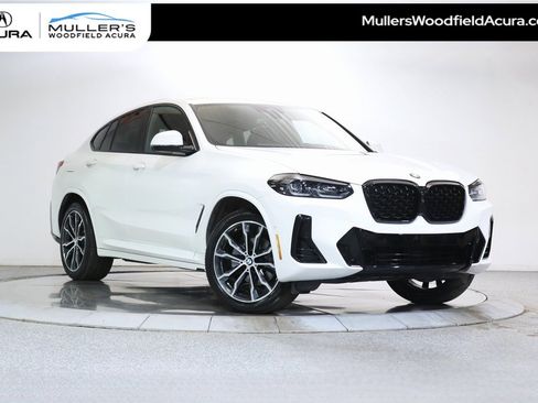 Used 2024 BMW X4 xDrive30i w/ Premium Package image 1