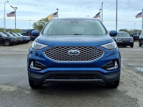 Certified 2023 Ford Edge SEL w/ Convenience Package AWD/4WD image 2