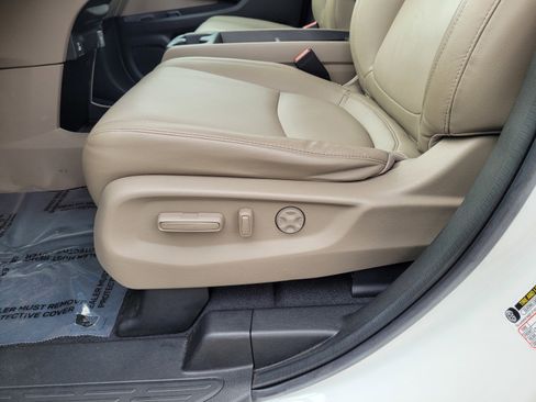 Used 2022 Honda Odyssey EX-L image 11