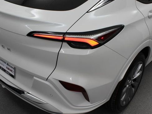 New 2026 Buick Envista Avenir FWD image 8