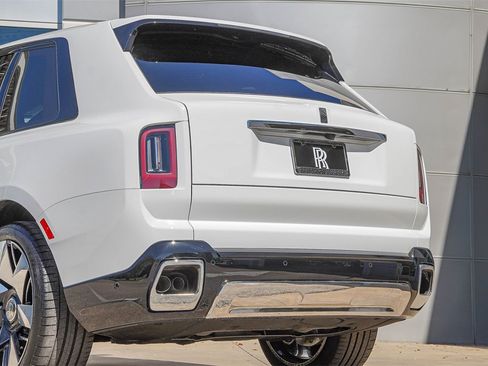 New 2026 Rolls-Royce Cullinan image 15