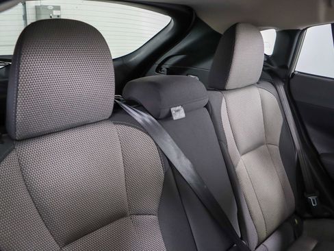 Used 2024 Subaru Crosstrek 2.0i Premium image 28