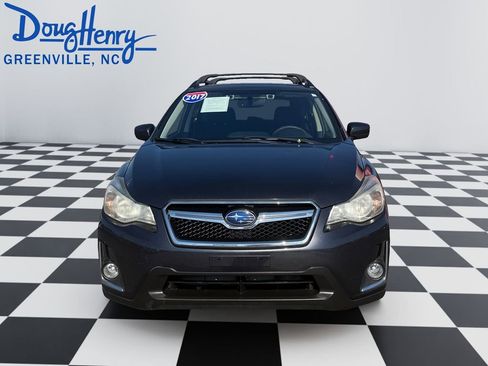 Used 2017 Subaru Crosstrek 2.0i Premium image 8