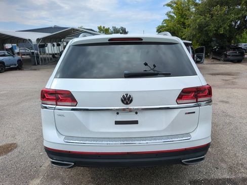Certified 2022 Volkswagen Atlas SEL AWD/4WD image 5
