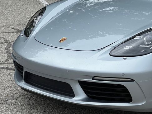 Certified 2021 Porsche 718 Cayman S RWD image 12