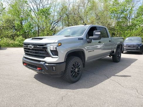 New 2026 Chevrolet Silverado 2500 LT w/ Trail Boss Package AWD/4WD image 2