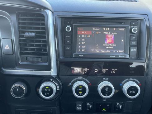 Used 2018 Toyota Sequoia TRD Sport image 12