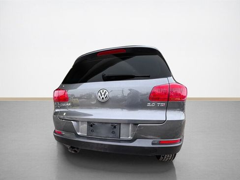 Used 2013 Volkswagen Tiguan S image 5