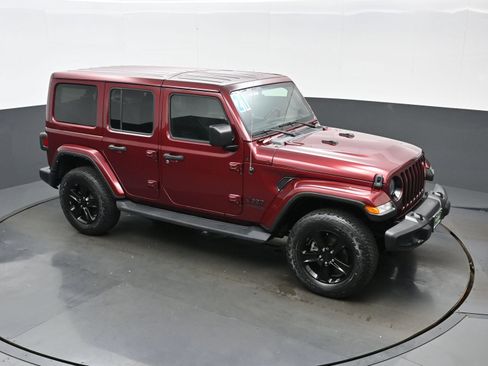 Used 2021 Jeep Wrangler Unlimited Sahara AWD/4WD image 40