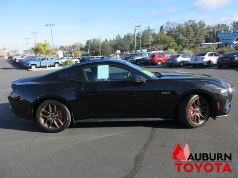 Used 2024 Ford Mustang GT Premium image 2