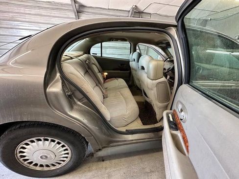 Used 2001 Buick Le Sabre Limited FWD image 26