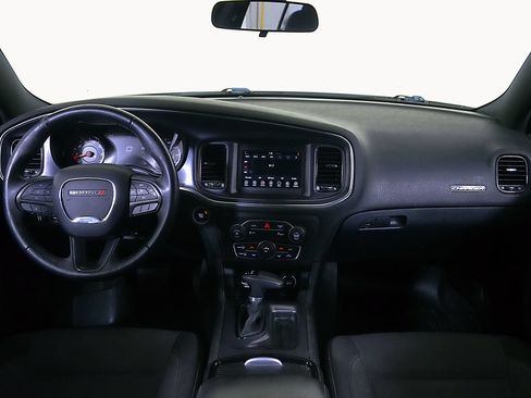 Used 2018 Dodge Charger SXT w/ Blacktop Package RWD image 22