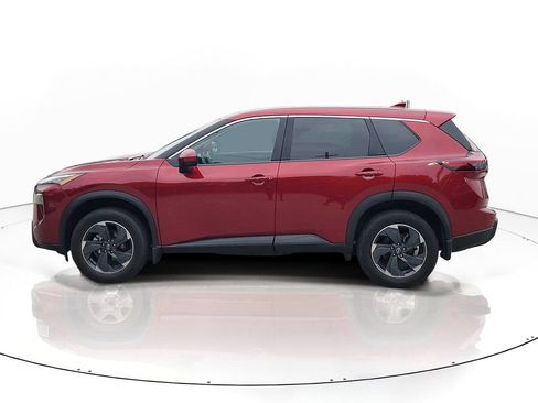 Used 2025 Nissan Rogue SV FWD image 3
