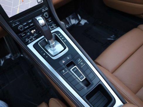 Used 2018 Porsche 718 Boxster S image 38