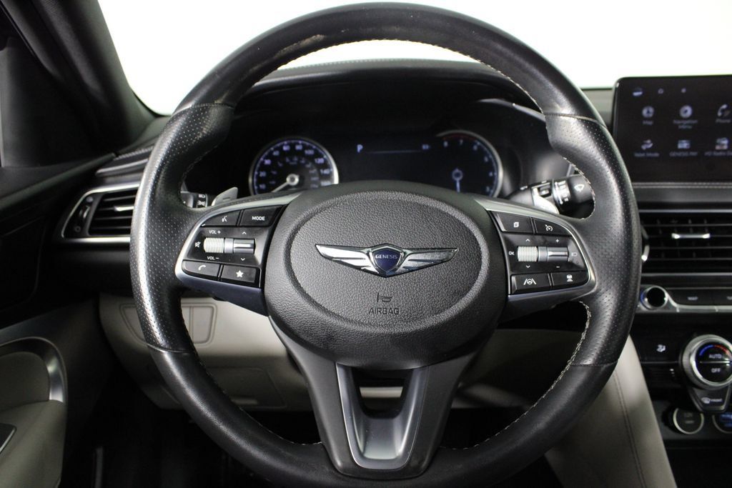 Used 2023 Genesis G70 2.0T RWD image 24