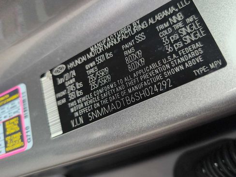 Used 2025 Genesis GV70 2.5T AWD/4WD image 33
