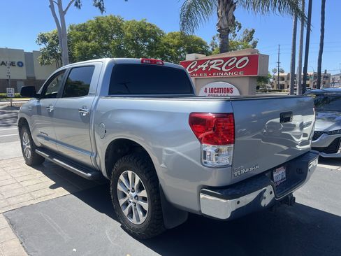 Used 2011 Toyota Tundra Limited w/ Platinum Pkg RWD image 6