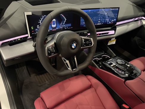 New 2026 BMW 530i xDrive AWD/4WD image 7