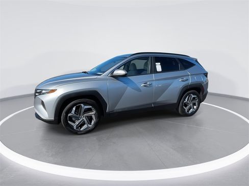 Used 2024 Hyundai Tucson SEL w/ Convenience Package image 5