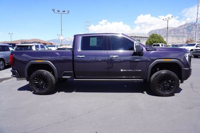 Used 2024 GMC Sierra 3500 Denali Ultimate AWD/4WD image 15