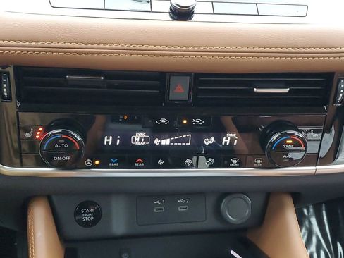 Used 2026 Nissan Rogue Platinum w/ Platinum Premium Package image 29