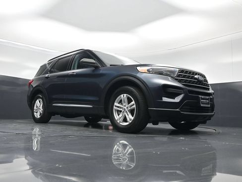 Used 2023 Ford Explorer XLT RWD image 47