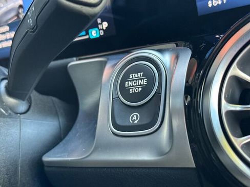 Used 2025 Mercedes-Benz GLB 250 GLB 250 4D Sport Utility 4MATI image 27