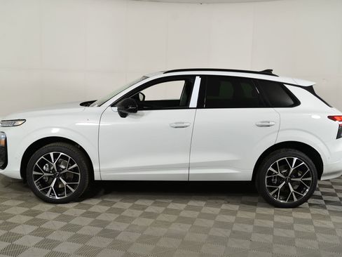 New 2026 Audi Q3 quattro 2.0T image 2
